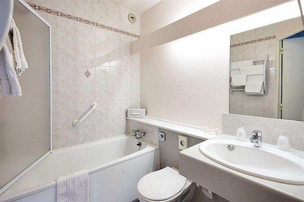 Hotel Du Golf Saint-Laurent Ploemel Екстериор снимка