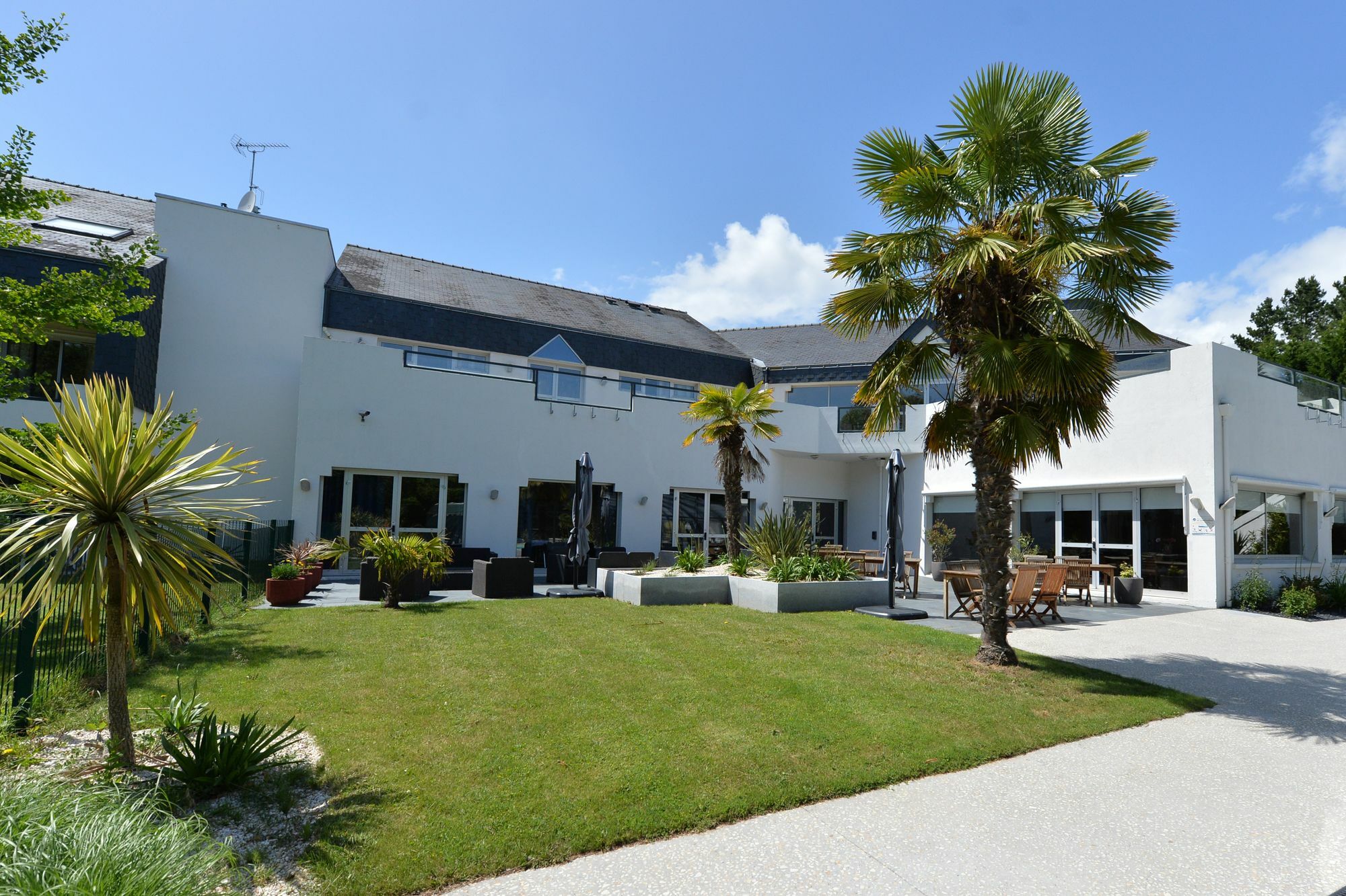 Hotel Du Golf Saint-Laurent Ploemel Екстериор снимка